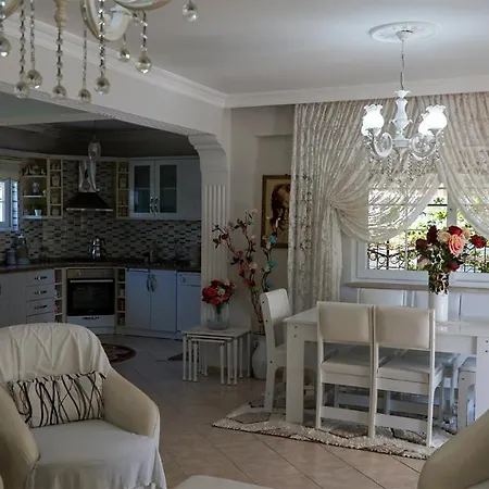 Yavuz Villa *